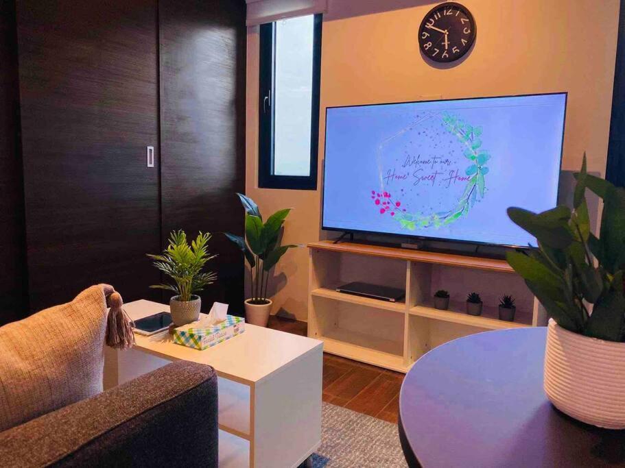 Air Residences Makati - Fully Furnished Condo With Skyline Views! Manila Ngoại thất bức ảnh