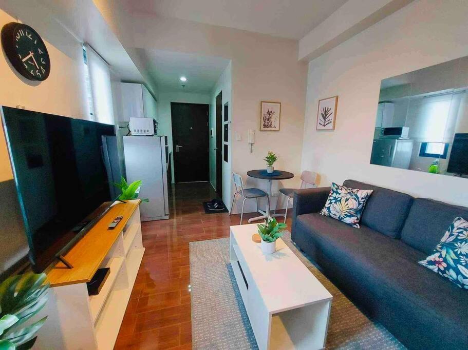 Air Residences Makati - Fully Furnished Condo With Skyline Views! Manila Ngoại thất bức ảnh
