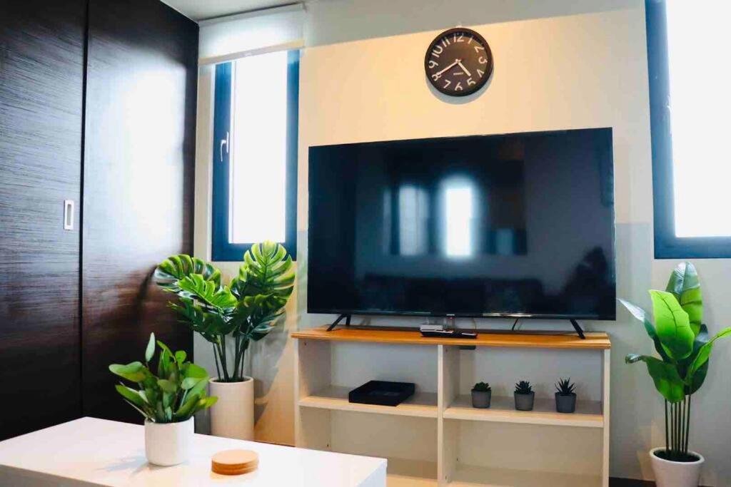 Air Residences Makati - Fully Furnished Condo With Skyline Views! Manila Ngoại thất bức ảnh